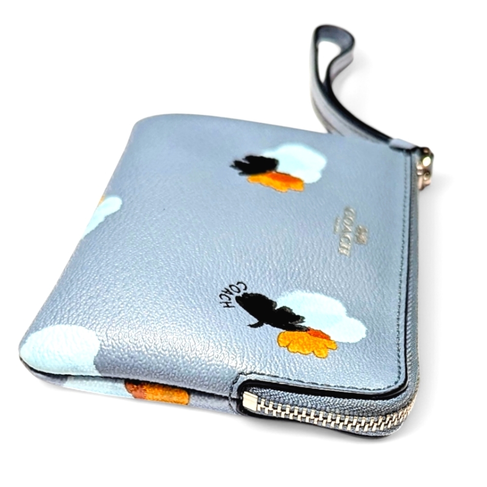 💙Coach Blue Cornflower Floral Zip Around Wristlet - Picture 3 of 9